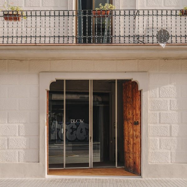 BLOW MODEL OFFICES, BARCELONA | DESIGN - ISERN SERRA | LIGHTING - DYKE & DEAN - DYKE & DEAN