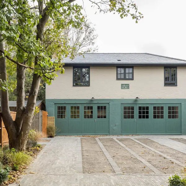 THE COACH HOUSE, LONDON | LIGHTING SUPPLY: DYKE & DEAN | ARCHITECT: MW ARCHITECTS - DYKE & DEAN