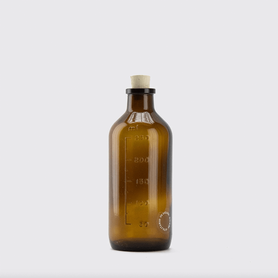 100ML AMBER GLASS BOTTLE - DYKE & DEAN