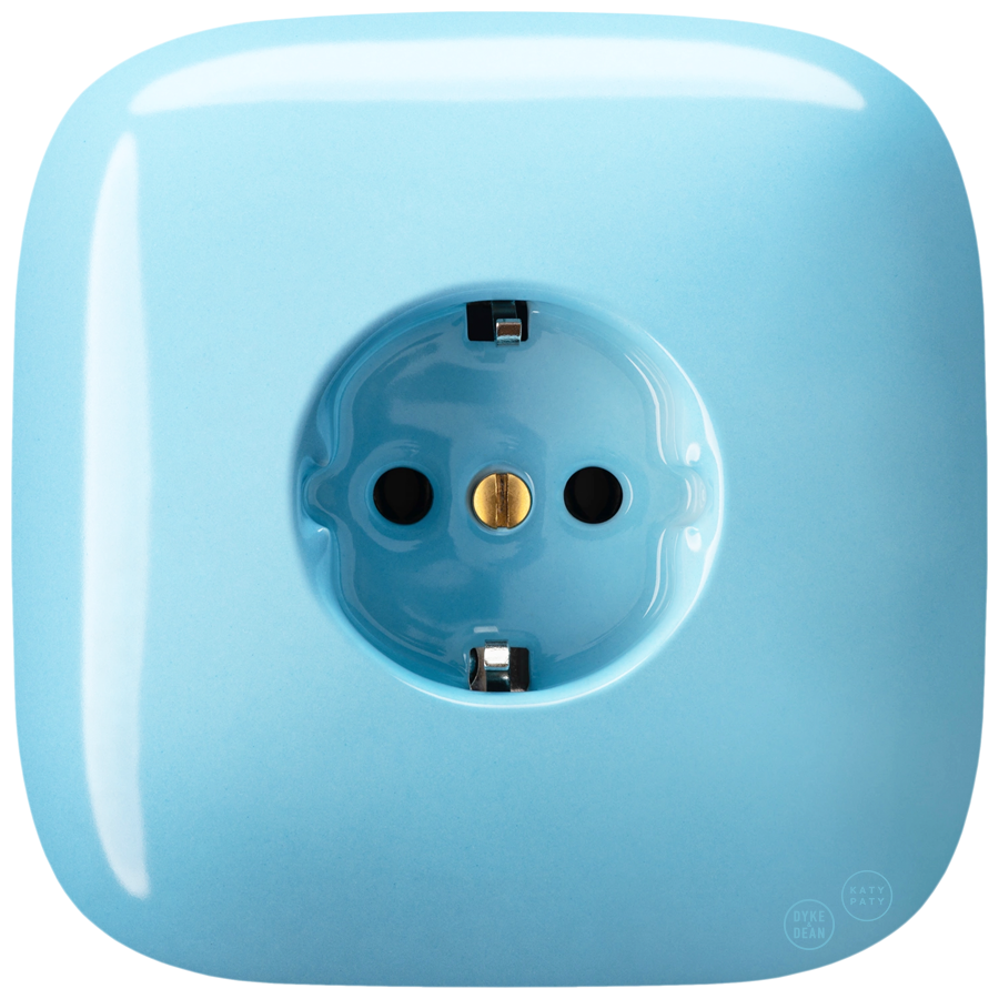SQUARE PORCELAIN WALL SOCKET SCHUKO PASTEL BLUE