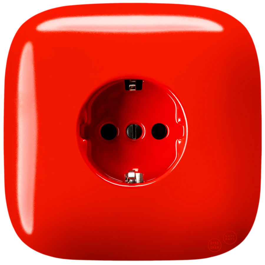 SQUARE PORCELAIN WALL SOCKET SCHUKO RED