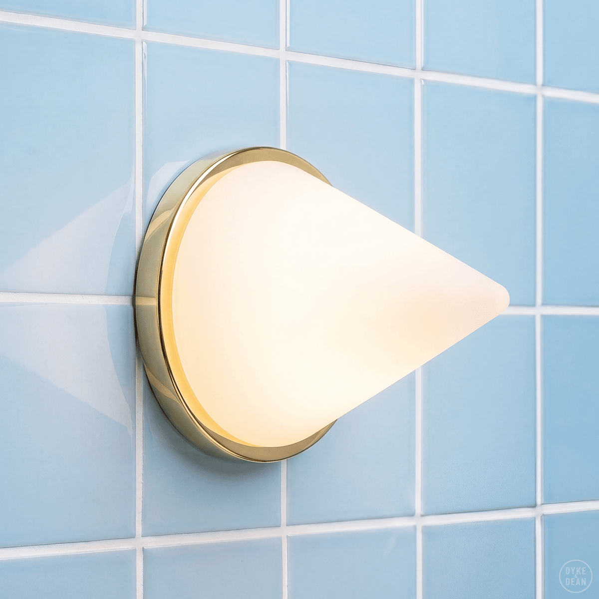 BRASS PYRAMID GLASS LIGHT - DYKE & DEAN
