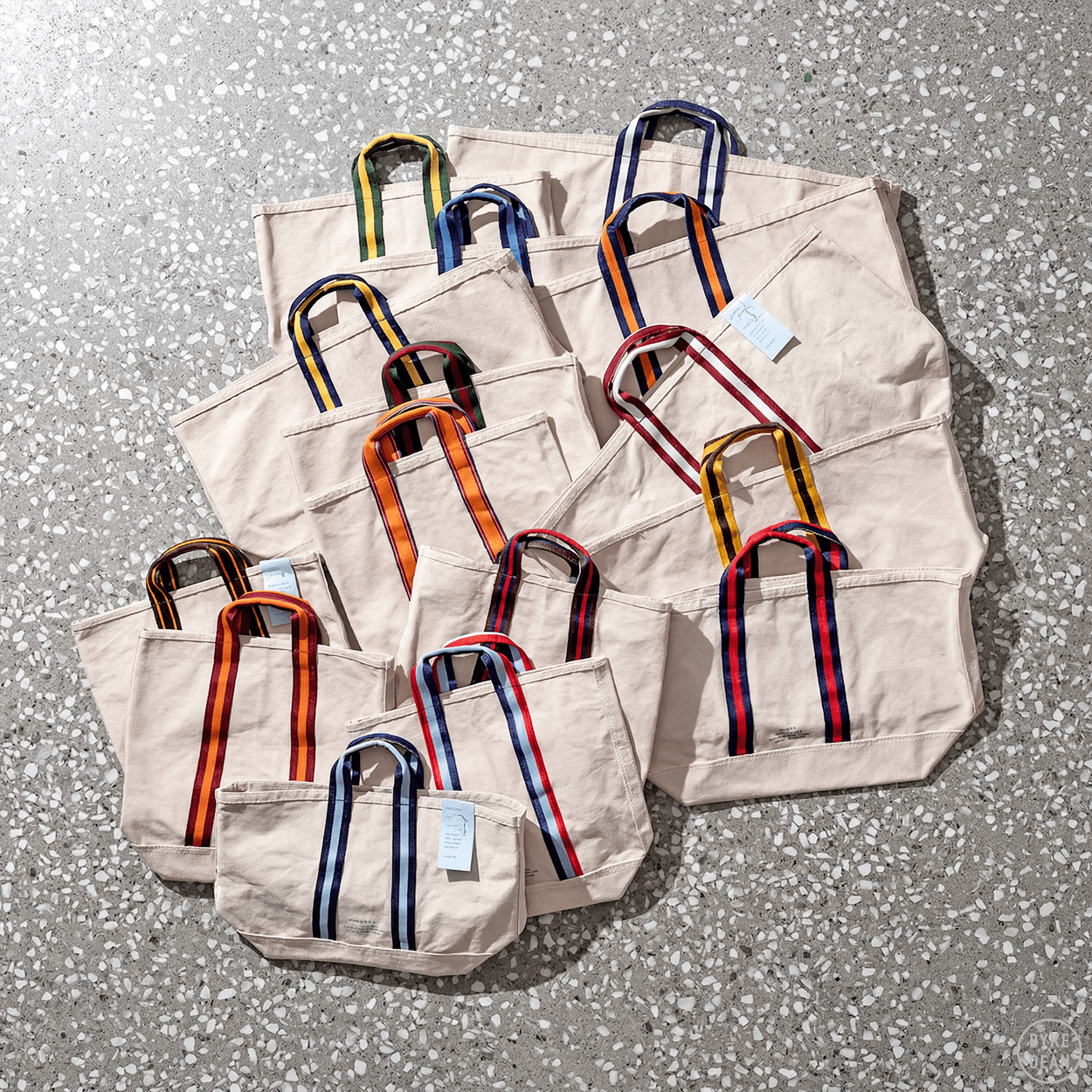 COLLEGE LIBRARY TOTE BAG - DYKE & DEAN