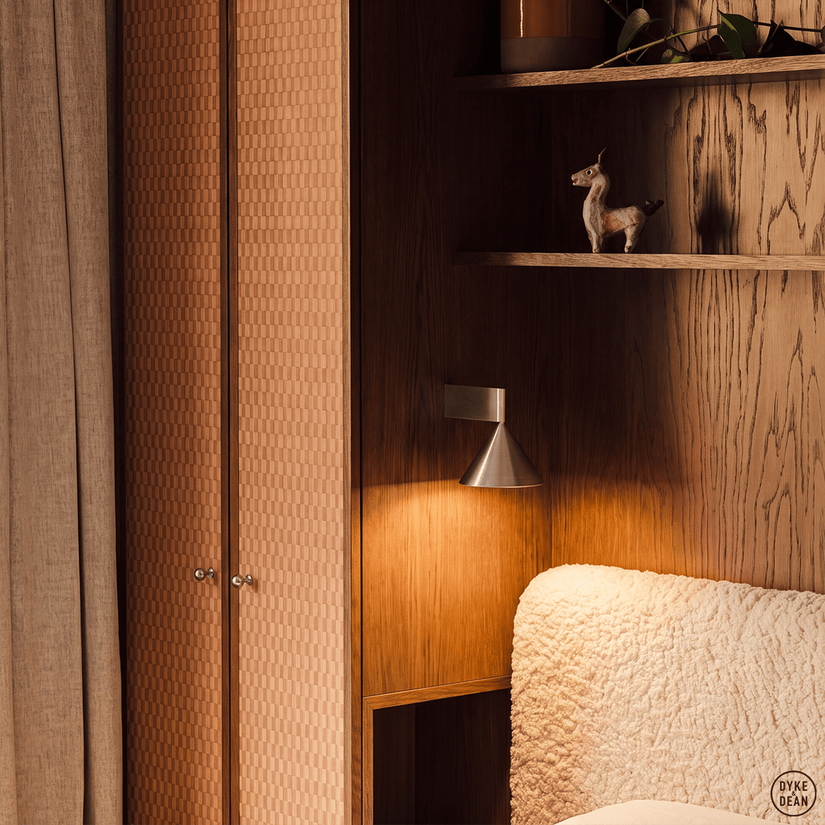 Conical up down wall light brushed Aluminium