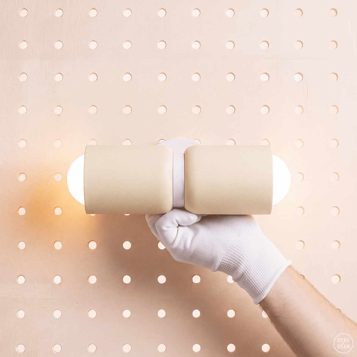 Double Ceramic Up Down Light With White Wall Plate