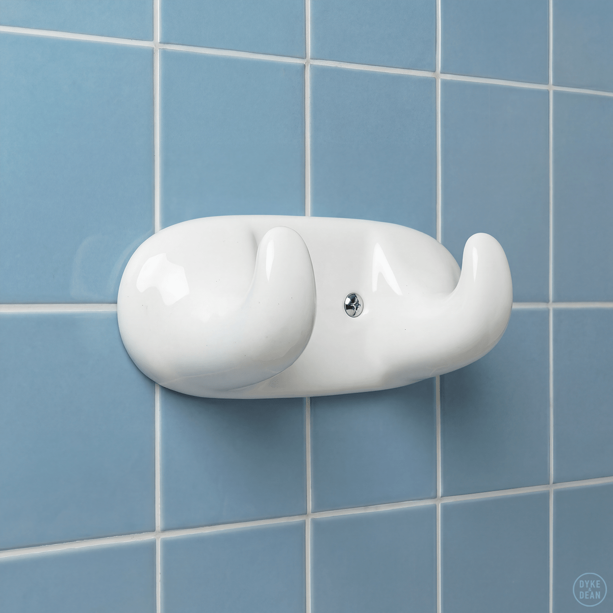 DOUBLE PORCELAIN HOOK PLATE WHITE - DYKE & DEAN