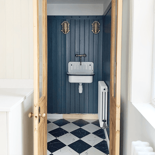 DYKE & DEAN ENAMEL BUCKET SINK GREEN RIM - DYKE & DEAN