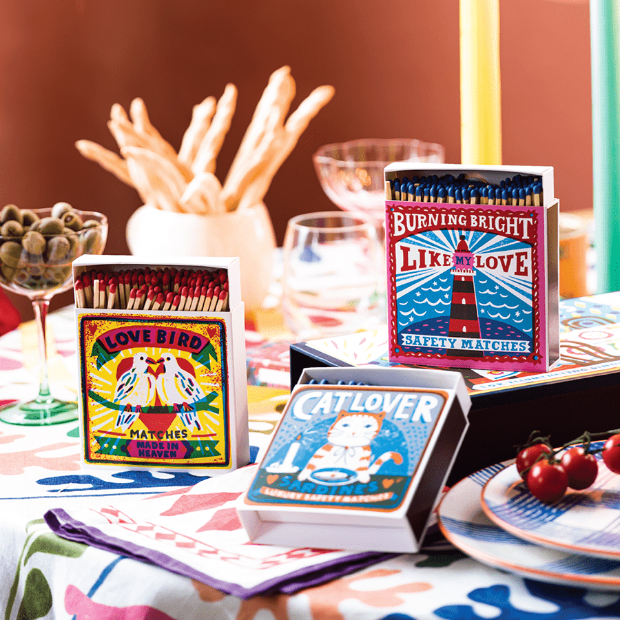 FLYING HIGH LUXURY SAFETY MATCHES - DYKE & DEAN