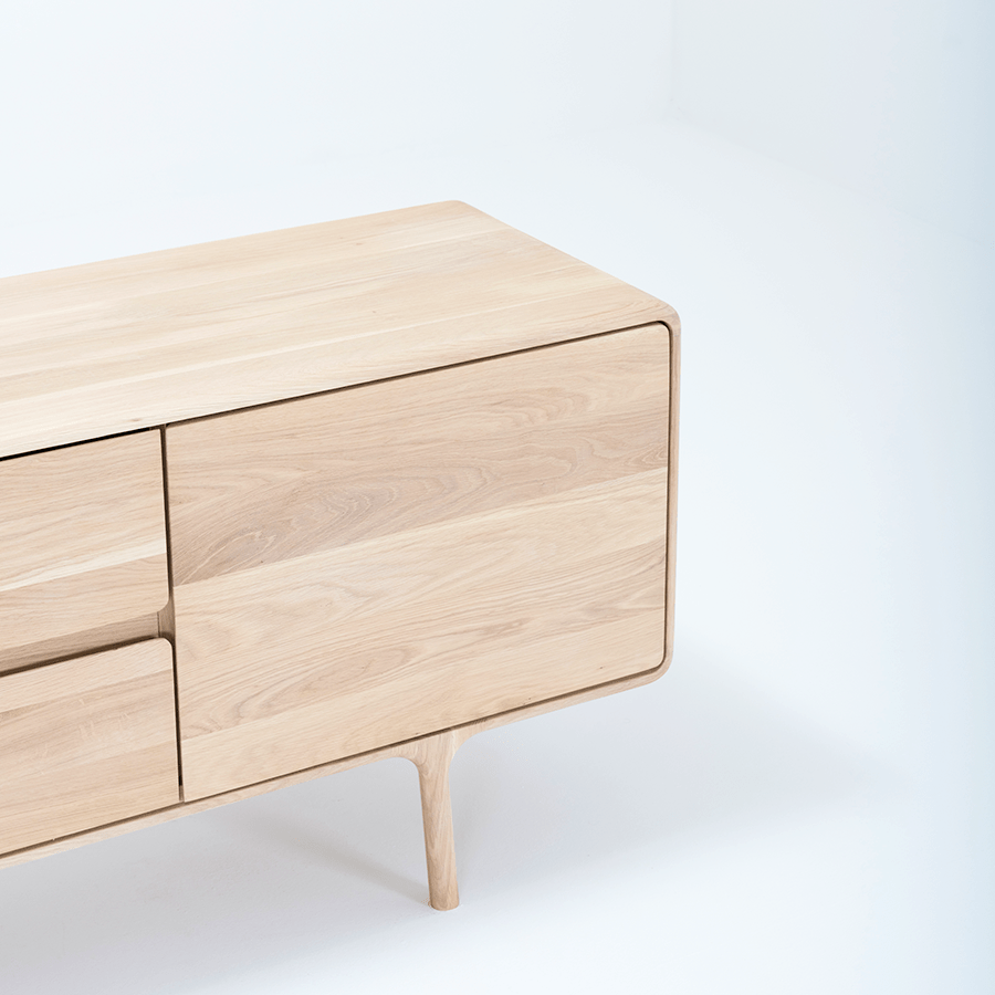 GAZZDA FAWN SIDEBOARD OAK 150 - DYKE & DEAN