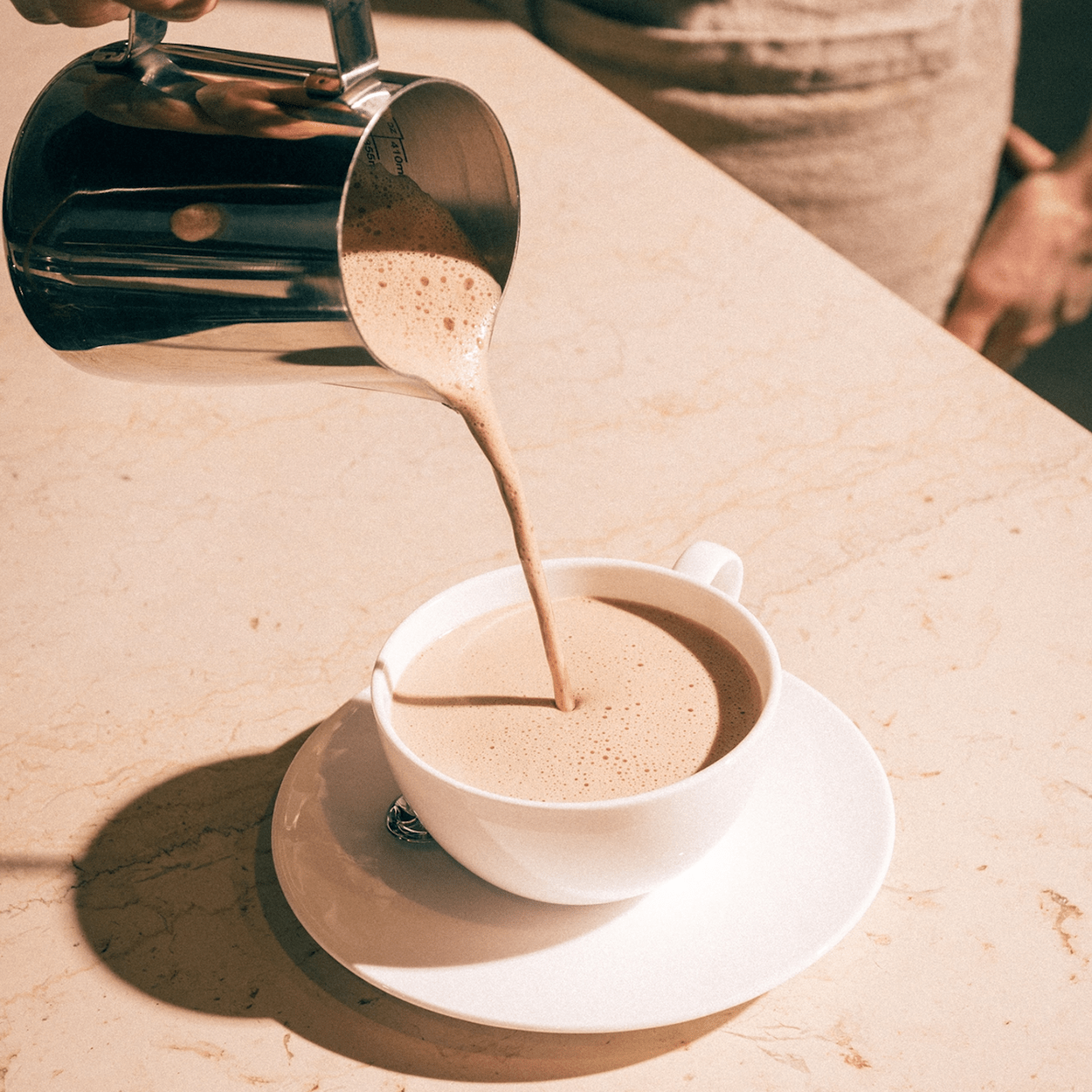 ORGANIC BLACK CHERRY DRINKING DARK CHOCOLATE - DYKE & DEAN