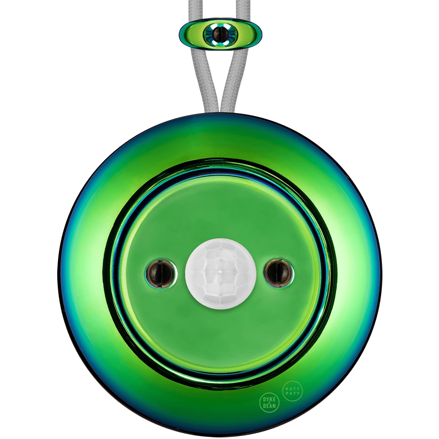 PORCELAIN KATY PATY COLONA ROUND SURFACE MOUNTED MOTION SENSOR CHLOREDO - DYKE & DEAN