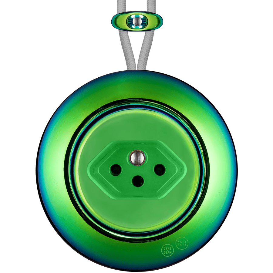 PORCELAIN KATY PATY COLONA ROUND SURFACE MOUNTED SWISS SOCKET CHLOREDO - DYKE & DEAN