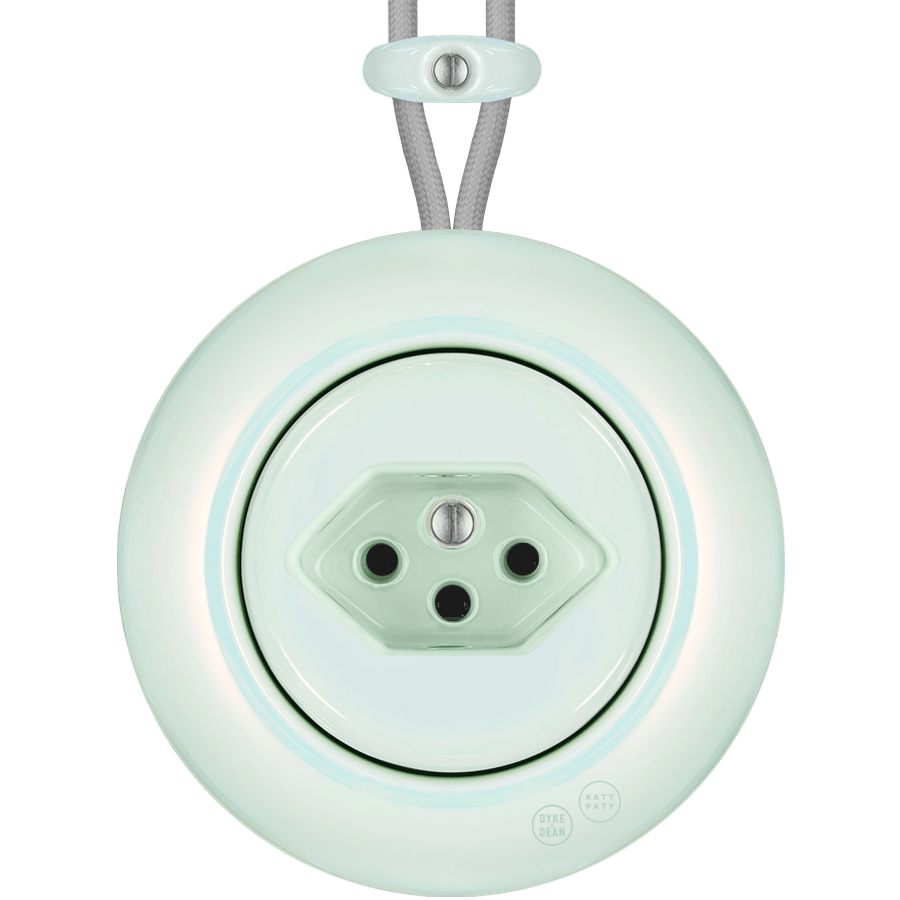 PORCELAIN KATY PATY COLONA ROUND SURFACE MOUNTED SWISS SOCKET CONCHA - DYKE & DEAN