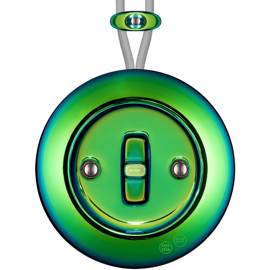 PORCELAIN KATY PATY COLONA ROUND SURFACE MOUNTED TOGGLE BUTTON SWITCH CHLOREDO - DYKE & DEAN