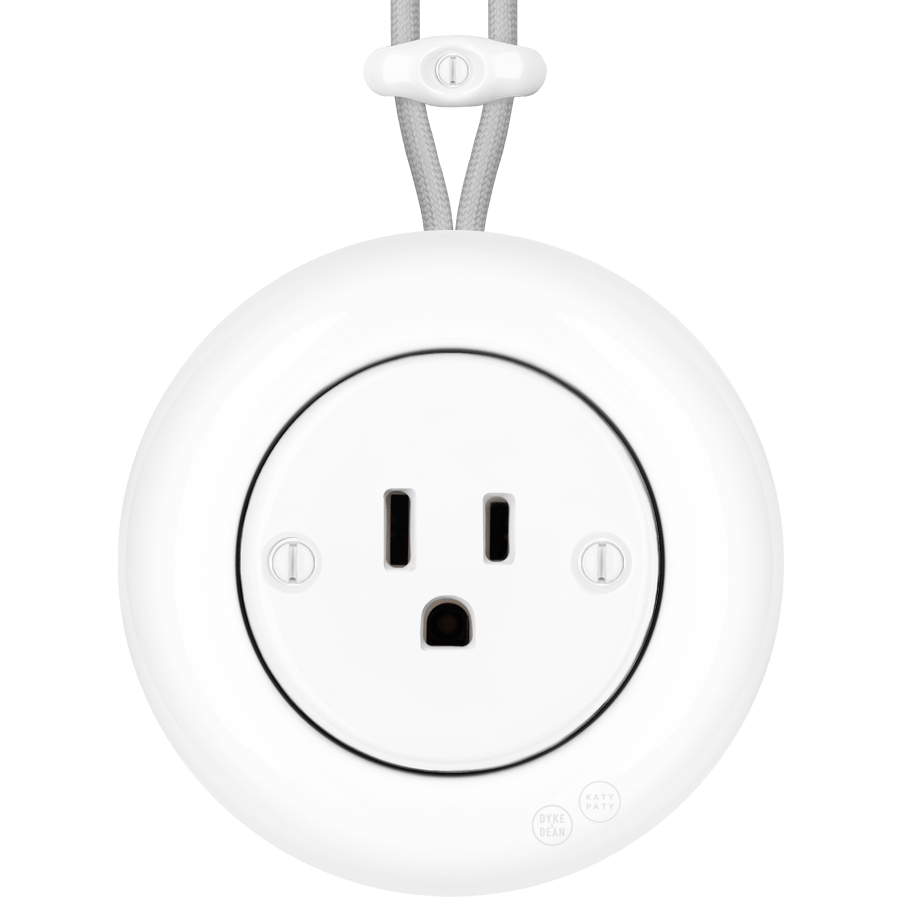 PORCELAIN KATY PATY COLONA ROUND SURFACE MOUNTED USA 15AMP SOCKET WHITE - DYKE & DEAN