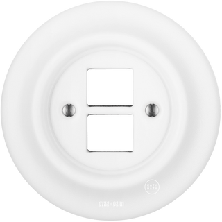 PORCELAIN WALL PC/USB SOCKET MATT WHITE - DYKE & DEAN