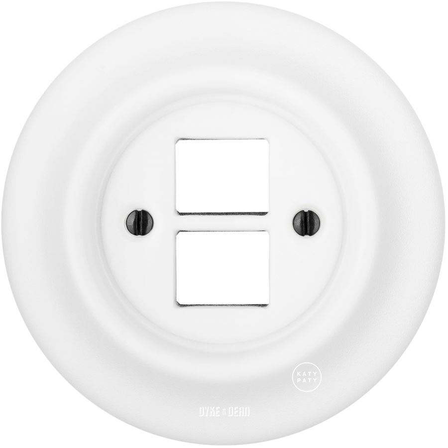 PORCELAIN WALL PC/USB SOCKET MATT WHITE - DYKE & DEAN