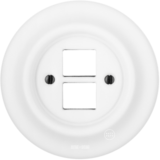 PORCELAIN WALL PC/USB SOCKET MATT WHITE - DYKE & DEAN
