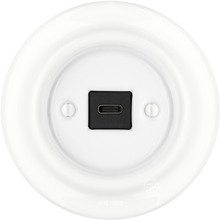 PORCELAIN WALL SOCKET WHITE USB - C - DYKE & DEAN