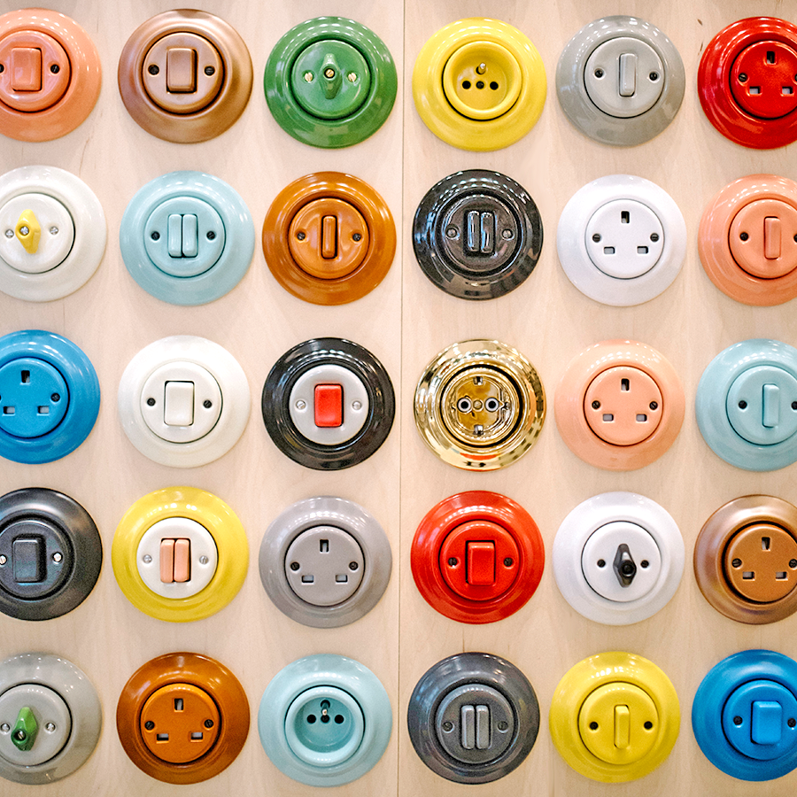 PORCELAIN WALL SPEAKER SOCKET CARROT - DYKE & DEAN