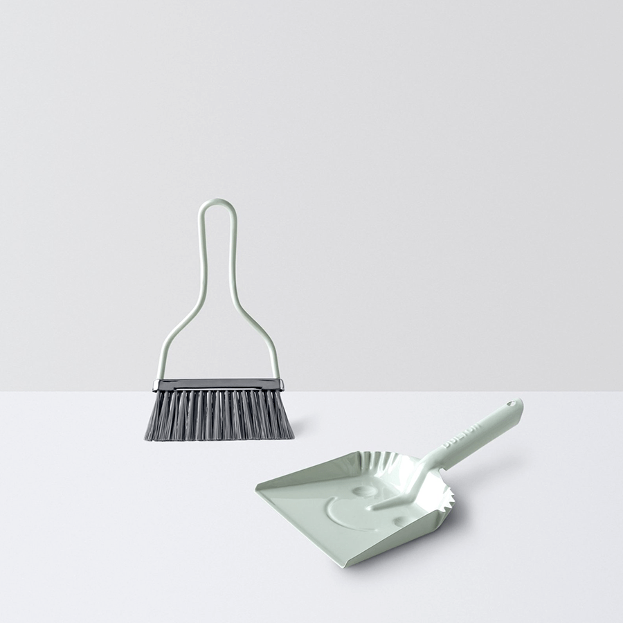 SMILEY METAL DUST PAN SET IVORY - DYKE & DEAN