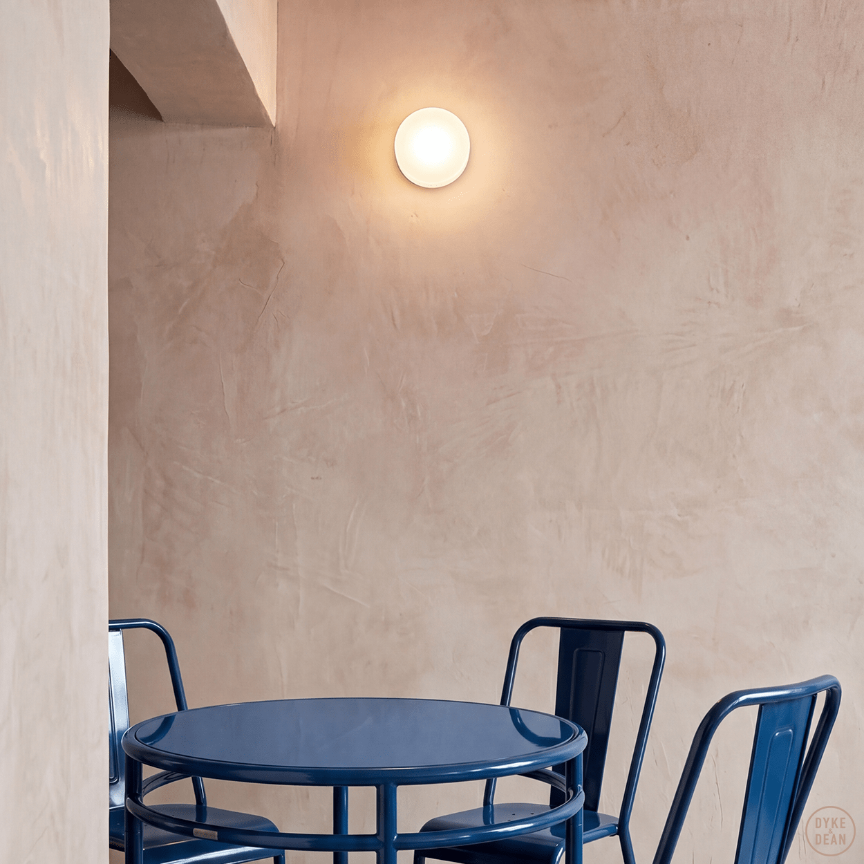 SPHERE LAMP WHITE BASE 200mm - DYKE & DEAN