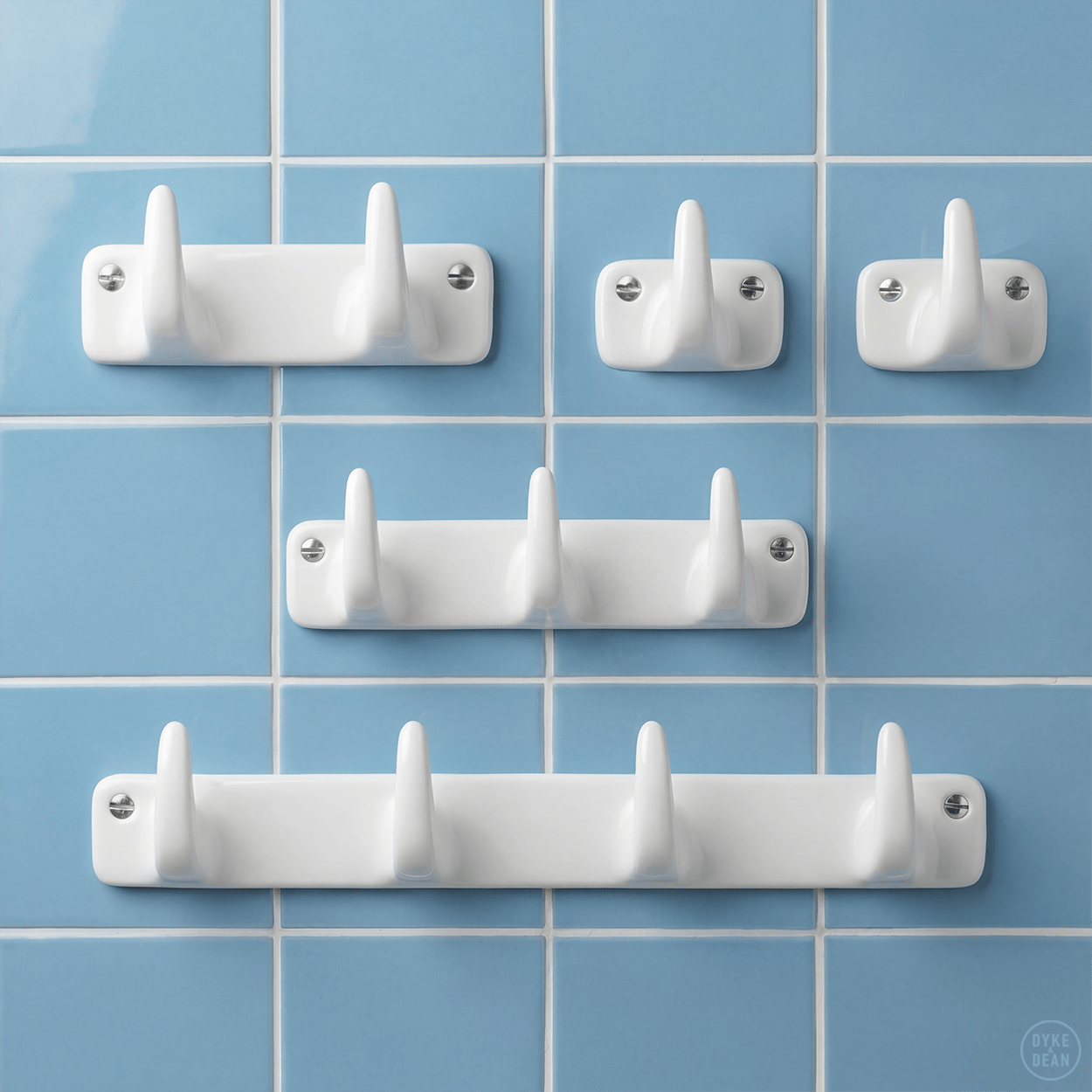 WHITE PORCELAIN HOOK 3 - DYKE & DEAN