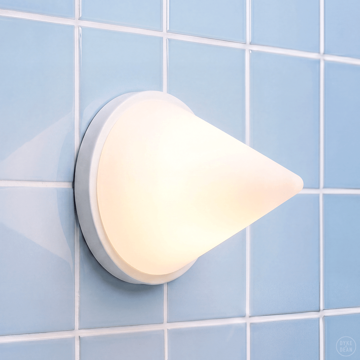 WHITE PYRAMID GLASS LIGHT - DYKE & DEAN