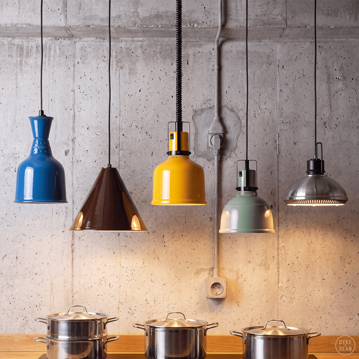 WHITE STAY HOT HEAT LAMP PENDANT TRATTORIA 1250 CONE - DYKE & DEAN