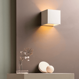 CONCRETE WALL LAMP - DYKE & DEAN