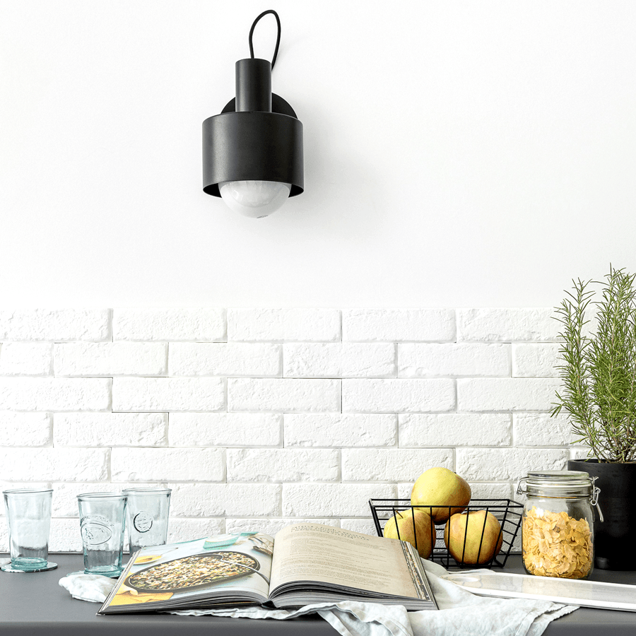 HOOD ADJUSTABLE WALL LIGHT - DYKE & DEAN