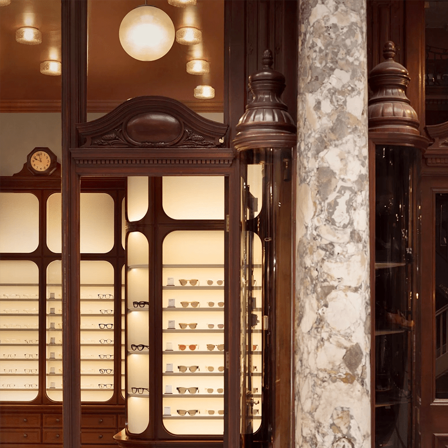 MOULDED ROUND GLASS WALL & CEILING LIGHT - DYKE & DEAN